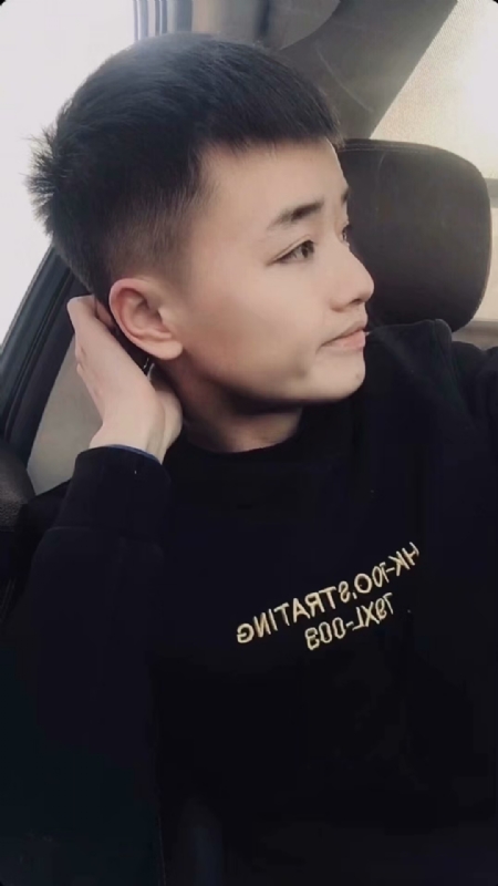 锁洋的第一张照片--眉山中老年相亲网